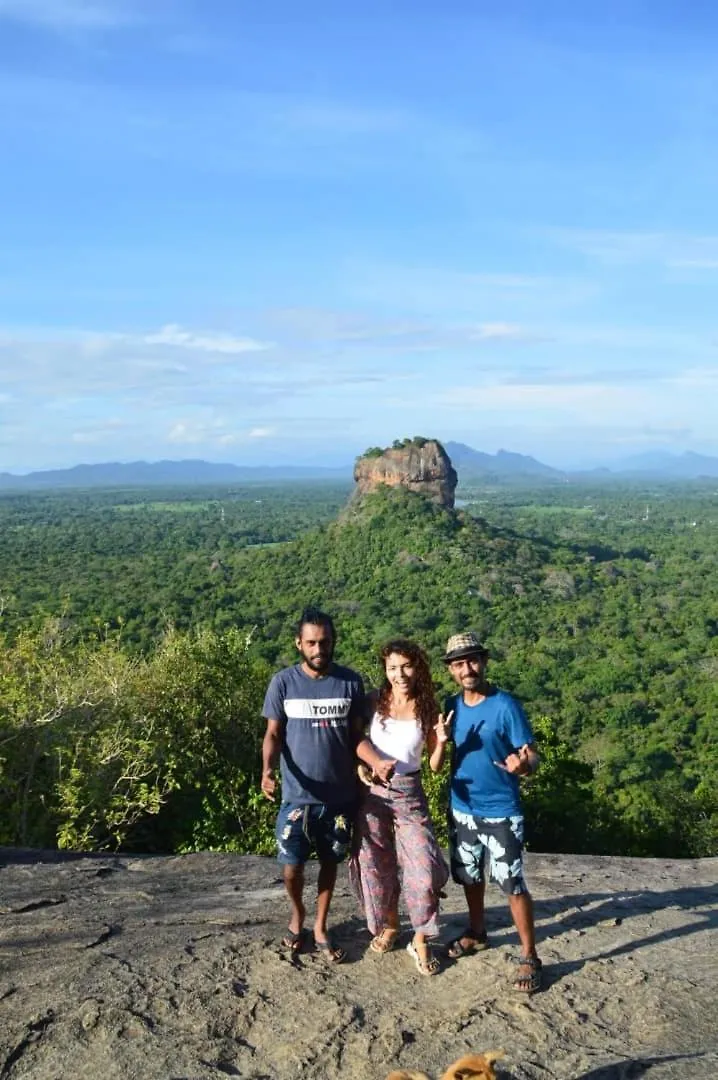 Sigiriya Rastha Hostel 0*,